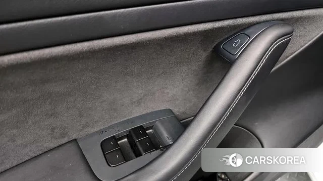 Tesla Model 3 2021 Белый из Кореи, фото 5