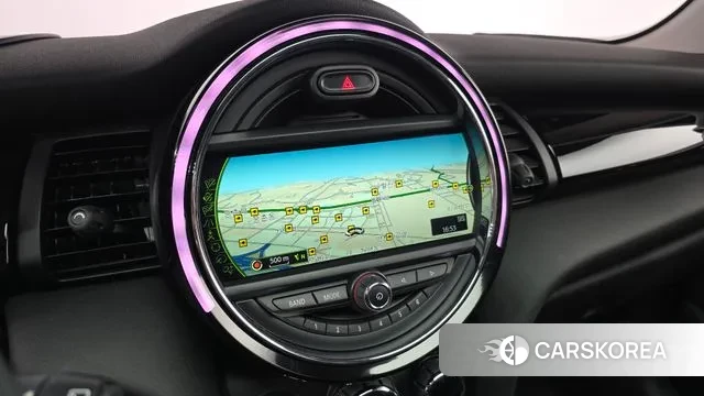 Mini Cooper D 2018 Темно-зеленый из Кореи, фото 5