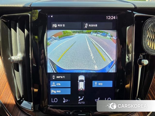 Volvo XC60 second Generation 2021 Черный из Кореи, фото 5