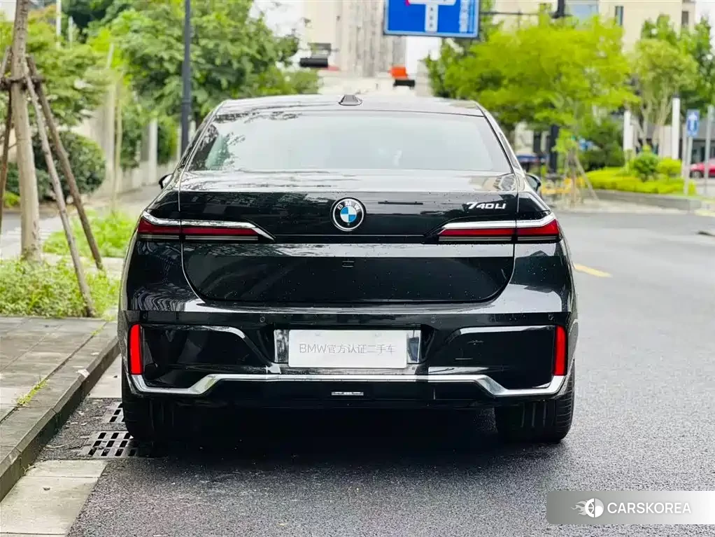 BMW 7 series 2025 Черный из Китая, фото 5
