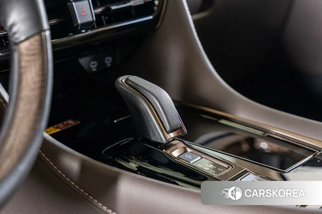 Toyota Elfa 2024 Белый из Китая, фото 5