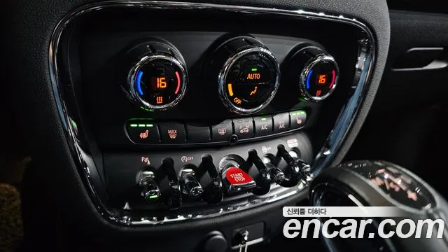 Mini Cooper Clubman 2018 Черный из Кореи, фото 5