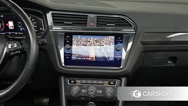 Volkswagen Tiguan second Generation 2020 Черный из Кореи, фото 5