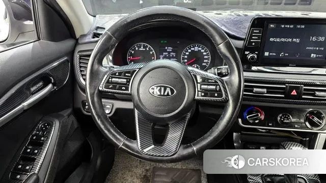 Kia Seltos 2019 Белый из Кореи, фото 5