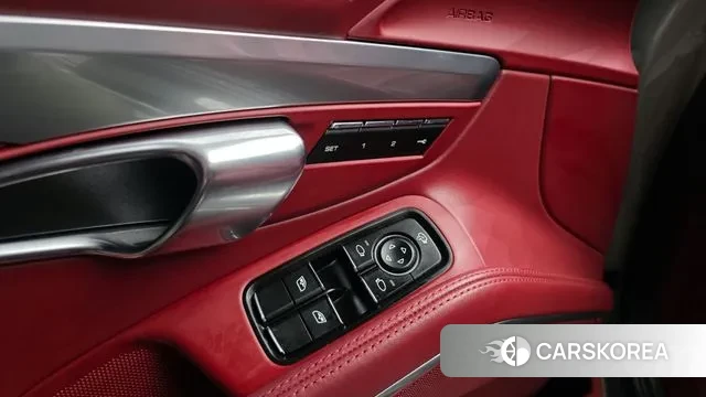 Porsche 718 Boxster 2022 Серебристо-серый из Кореи, фото 5