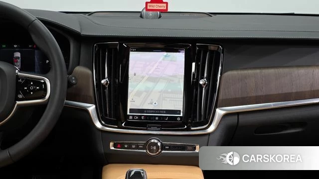 Volvo V90 Cross-Country 2023 Белый из Кореи, фото 5