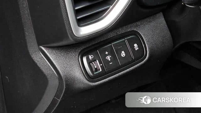 Hyundai Venue 2024 Серый из Кореи, фото 5