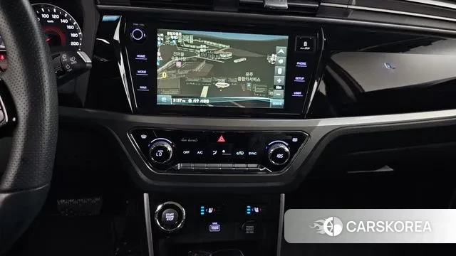 Ssangyong Beautiful Korando 2021 Красный из Кореи, фото 5