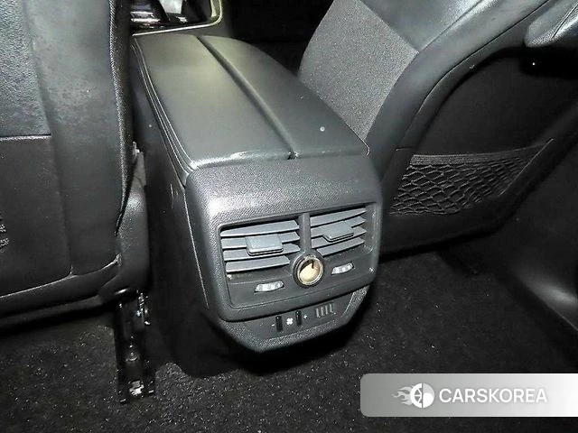 Peugeot 5008 second generation 2022 Белый из Кореи, фото 5