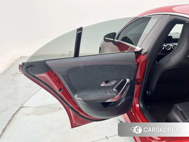 Mercedes-Benz CLA (import) 2022 Красный из Китая, фото 5
