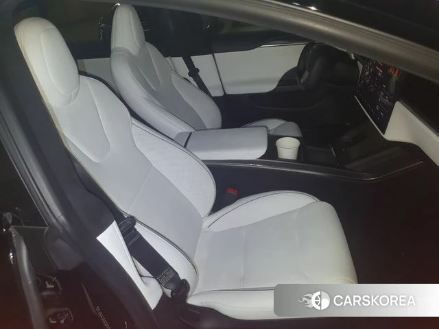 Tesla Model S 2023 Черный из Кореи, фото 5