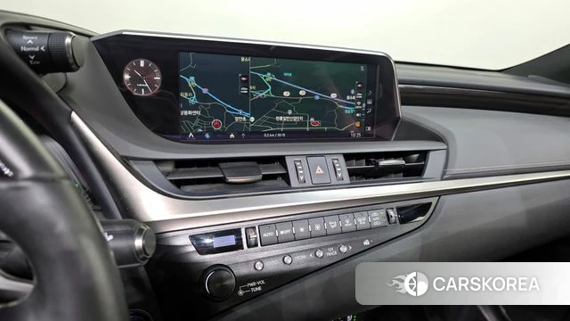 Lexus ES300h 7th generation 2018 Серый из Кореи, фото 5