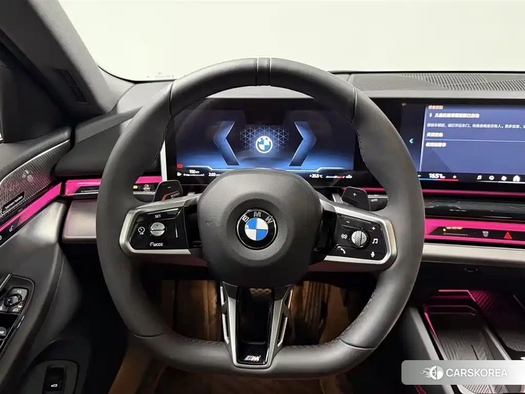BMW 5 series 2026 Белый из Китая, фото 5