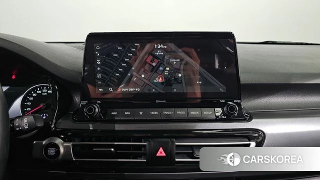 Kia Seltos 2022 Белый из Кореи, фото 5