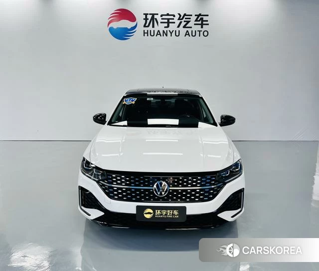 Volkswagen Lavida 2023 Белый из Китая, фото 5