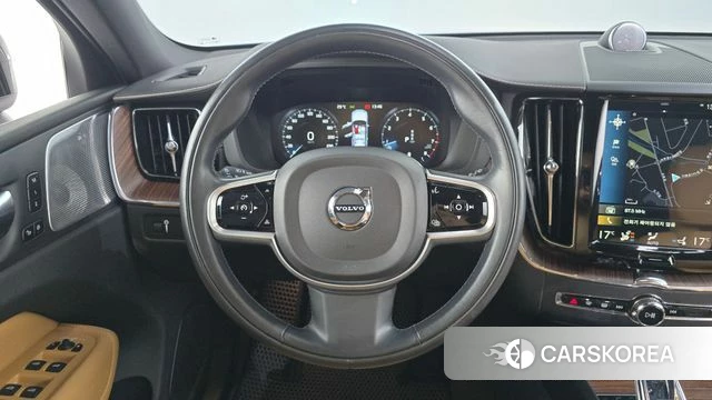 Volvo XC60 second Generation 2021 Черный из Кореи, фото 5