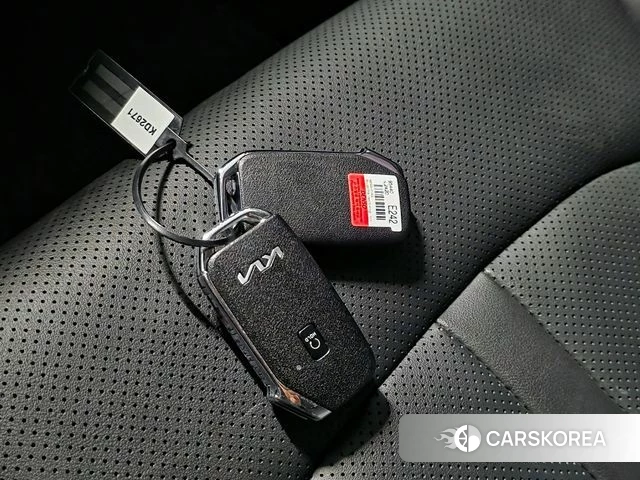 Kia K5 3rd generation 2022 Белый из Кореи, фото 5