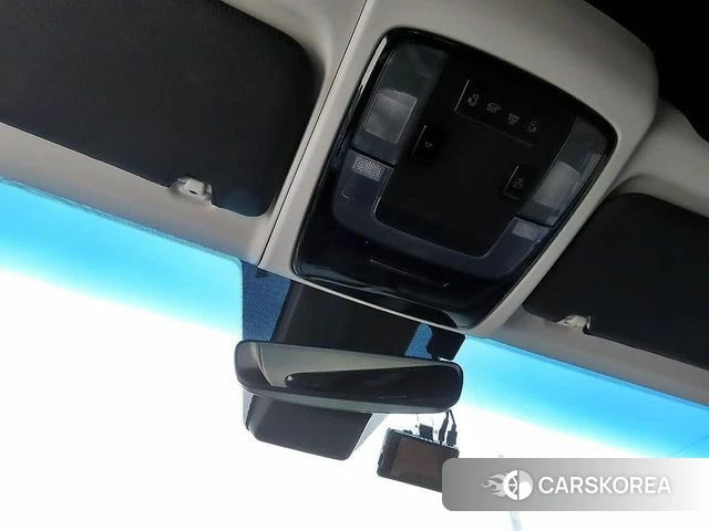Hyundai Staria 2022 Черный из Кореи, фото 5