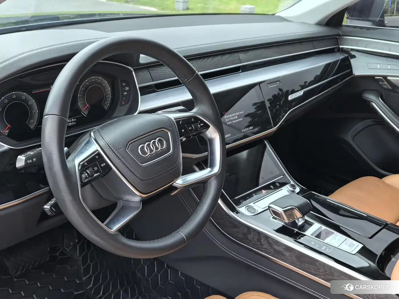 Audi A8 2023 Черный из Китая, фото 5