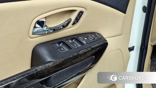 Kia The New Carnival 2019 Белый из Кореи, фото 5