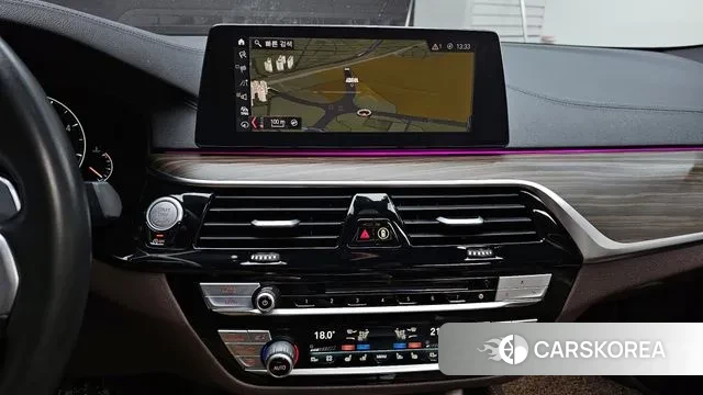 BMW 5 Series (G30) 2019 Белый из Кореи, фото 5