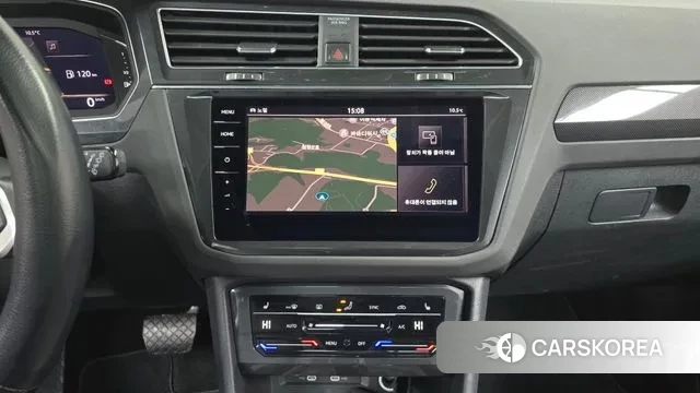 Volkswagen Tiguan second Generation 2022 Белый из Кореи, фото 5