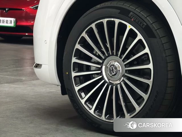 AITO Ask the world M8 2026 Белый из Китая, фото 5