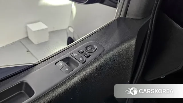 Hyundai Staria 2024 Черный из Кореи, фото 5