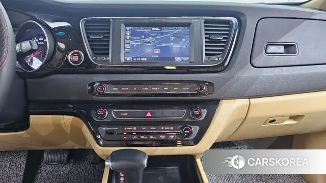Kia The New Carnival 2018 Черный из Кореи, фото 5
