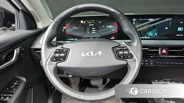 Kia EV6 2022 Жемчужный цвет из Кореи, фото 5