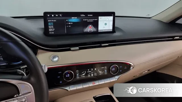 Genesis GV70 2021 Белый из Кореи, фото 5