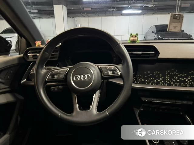 Audi A3 2023 Темно-серый из Китая, фото 5