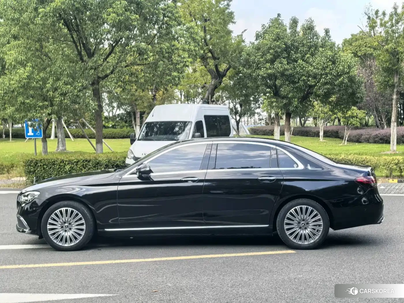 Mercedes-Benz E-Class 2022 Черный из Китая, фото 5