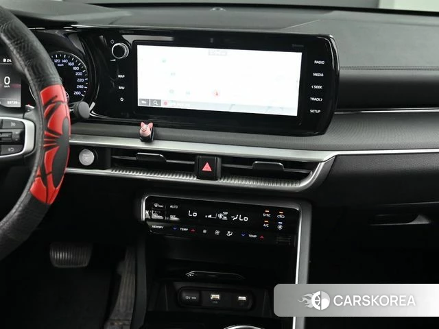 Kia K5 3rd generation 2022 Белый из Кореи, фото 5