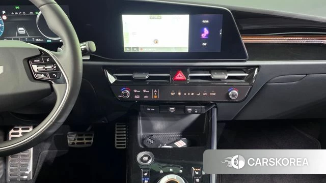 Kia Di Ol Nu Niro 2025 Белый из Кореи, фото 5