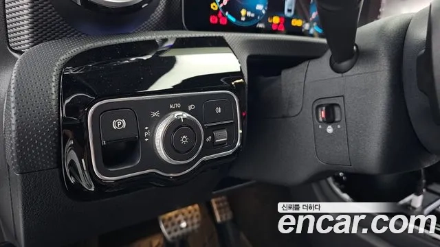 Mercedes-Benz A-Class W177 2022 Белый из Кореи, фото 5