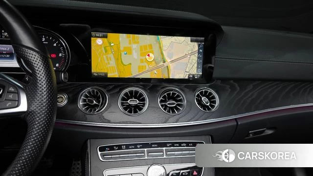 Mercedes-Benz E-Class W213 2018 Белый из Кореи, фото 5