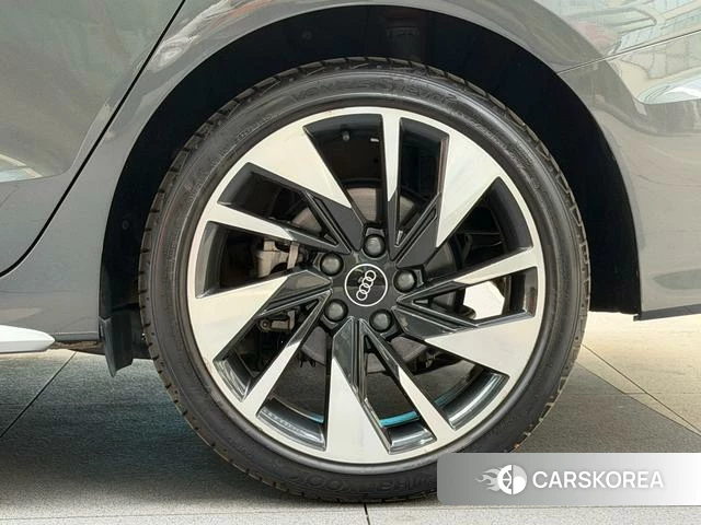 Audi A3 2024 Темно-серый из Китая, фото 5
