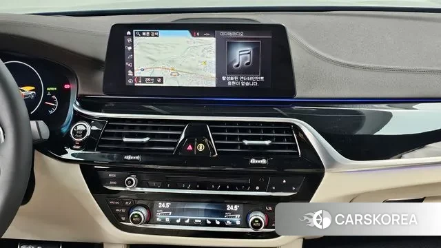 BMW 5 Series (G30) 2019 Черный из Кореи, фото 5