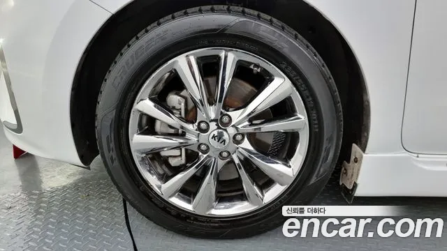 Kia The New Carnival id 2538033 из Кореи 5