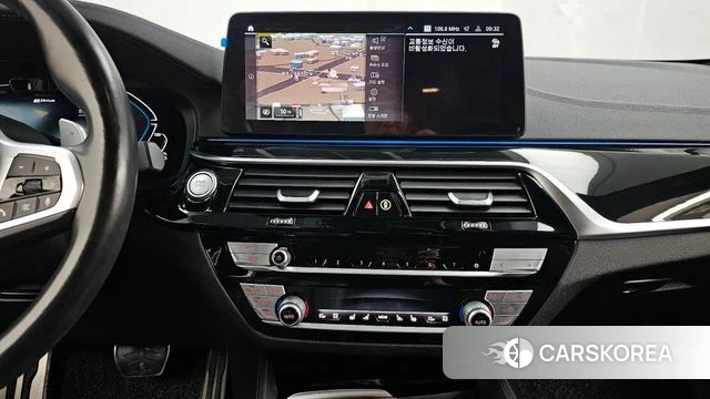 BMW 5 Series (G30) 2021 Черный из Кореи, фото 5
