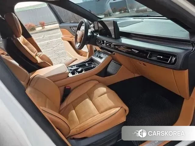 Lincoln Aviator 2nd generation 2025 Белый из Кореи, фото 5