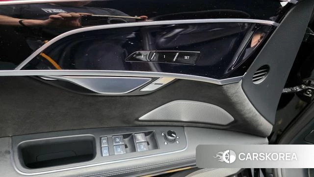 Audi A8 (D5) 2020 Черный из Кореи, фото 5