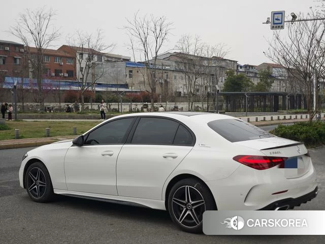 Mercedes-Benz Class C 2023 Белый из Китая, фото 5
