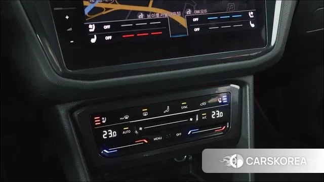 Volkswagen Tiguan Allspace 2023 Белый из Кореи, фото 5