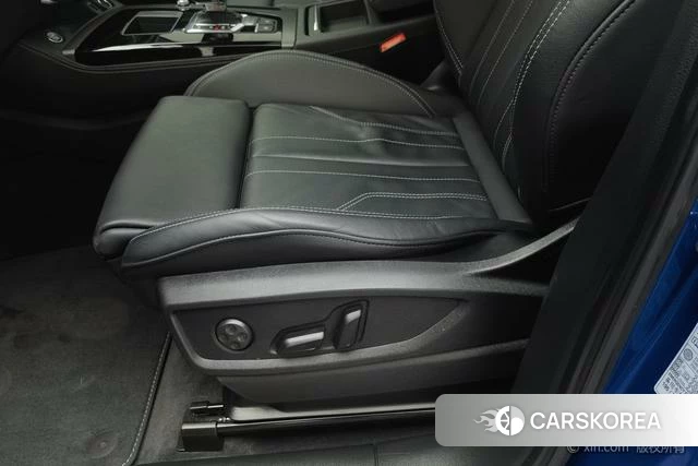 Audi Q5L 2021 Синий из Китая, фото 5