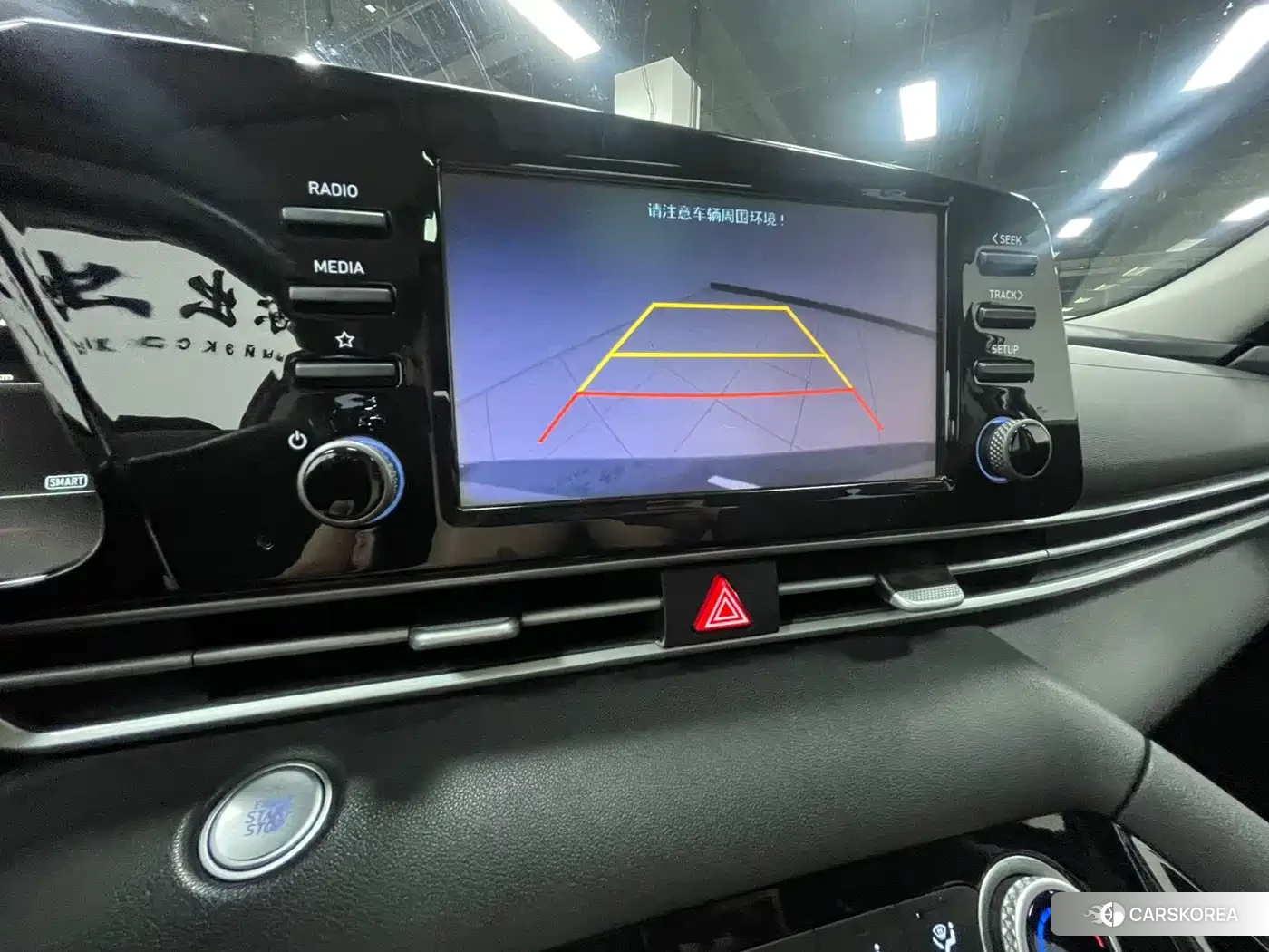 Hyundai Elantra 2022 Silver/gray из Китая, фото 5