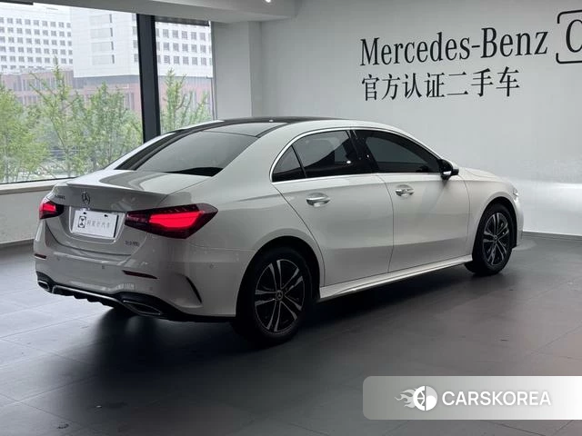 Mercedes-Benz Class A 2023 Белый из Китая, фото 5