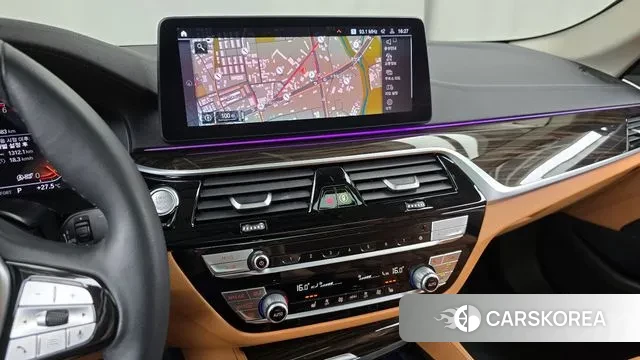 BMW 5 Series (G30) 2022 Черный из Кореи, фото 5