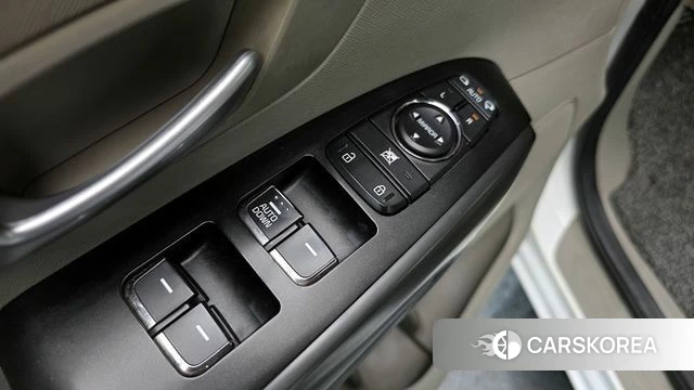 Kia The New Carnival 2020 Белый из Кореи, фото 5